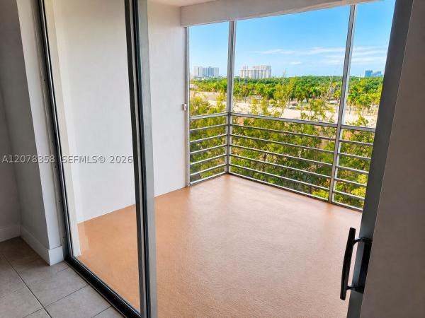 Eastern Shores White House, 3660 NE 166th St #705, North Miami Beach, Florida 33160, image 1