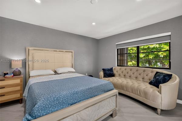 The Townhomes Of Doral Oaks, 9852 NW 52nd Ter, Doral, Florida 33178, image 1