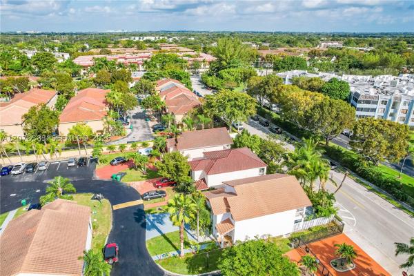 8909 SW 108th Circle Ct, Unincorporated Dade County, Florida 33176, image 3