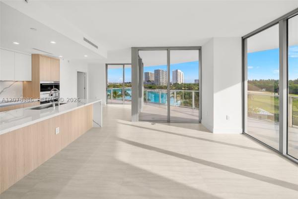 2411 Laguna Cir #311, North Miami, Florida 33181, image 2