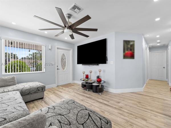 Linwood Gardens, 6432 Perry St, Hollywood, Florida 33024, image 3