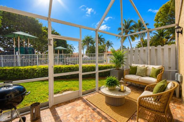 San Remo, 700 Sorrento Dr, Weston, Florida 33326, image 1