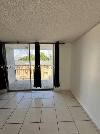 Northeast Palms, 12105 NE 6th Ave #304, North Miami, Florida 33161, image 3