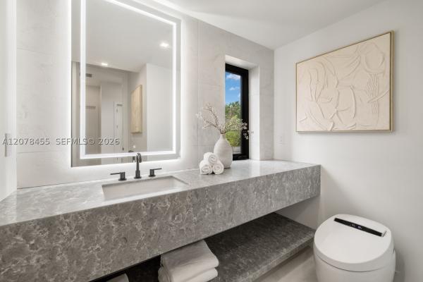 252 SW 14th Pl, Boca Raton, Florida 33432, image 2