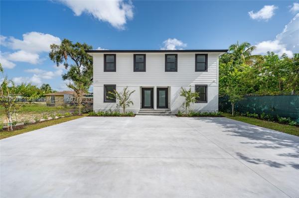 Washington Park, 528 NW 13th St #528-530, Florida City, Florida 33034, image 2