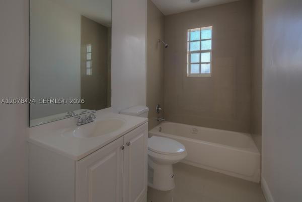 Sierra, 160 NW 199th St #1, Miami Gardens, Florida 33169, image 3