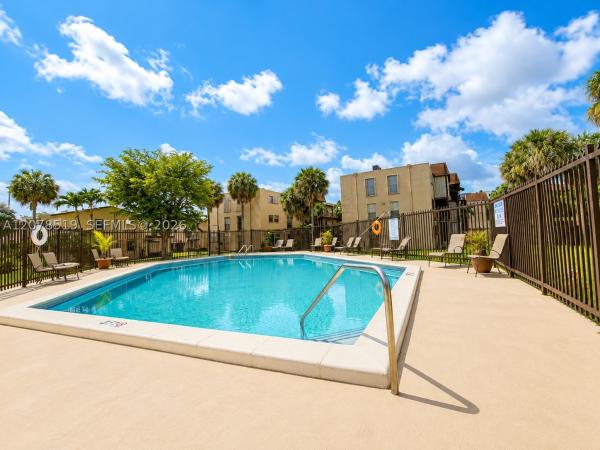 West Flagler Heritage, 10850 W Flagler St #314D, Sweetwater, Florida 33174, image 1
