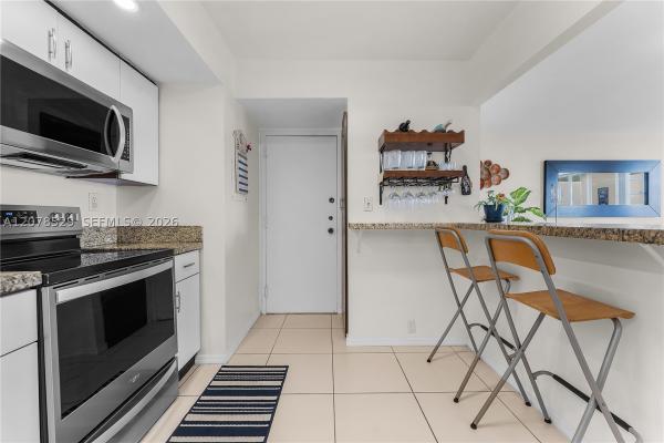 Bayview Towers North, 2150 Sans Souci Blvd #B605, North Miami, Florida 33181, image 1