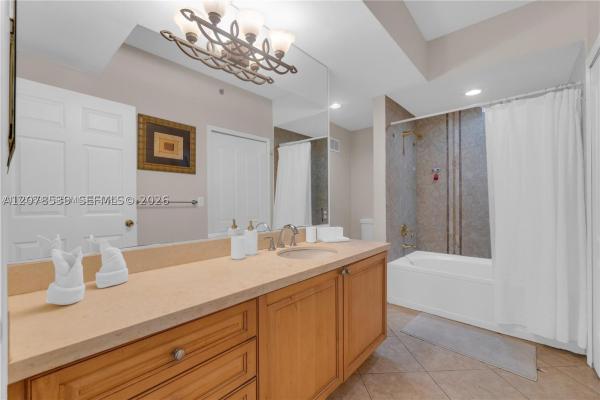 Village By The Bay, 3235 NE 184th St #11103, Aventura, Florida 33160, image 2