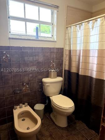 Castle Estates, 1340 W 36th St, Hialeah, Florida 33012, image 2