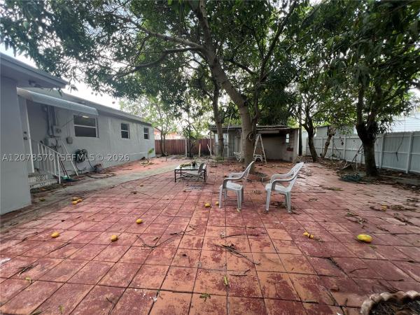Palm Springs, 5490 W 2nd Ave, Hialeah, Florida 33012, image 1