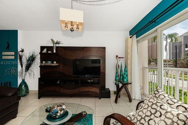 Towne Royale, 17800 Atlantic Blvd #203, Sunny Isles Beach, Florida 33160, image 2
