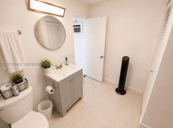 5920 NE 1st Ter, Oakland Park, Florida 33334, image 1