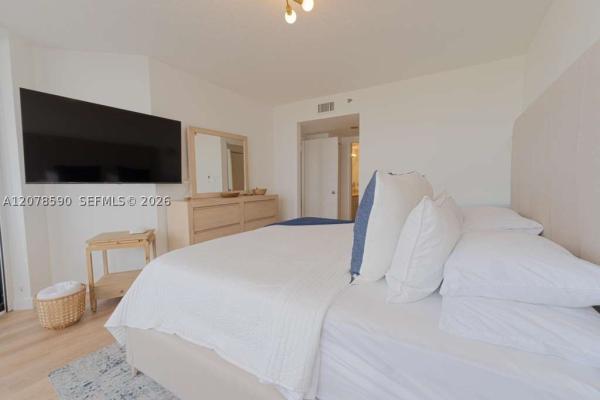 1000 Island Boulevard, 1000 W Island Blvd #1010, Aventura, Florida 33160, image 3