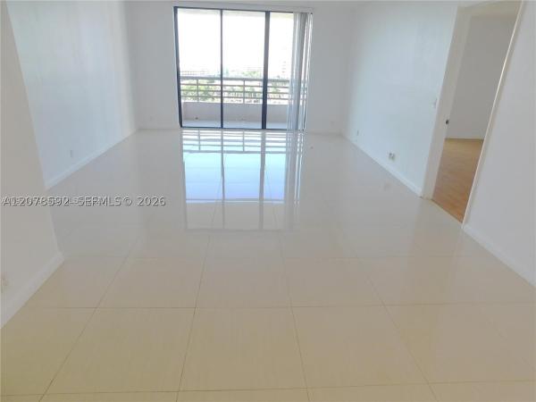 Parc Central Aventura South, 3300 NE 191st St #1002, Aventura, Florida 33180, image 3