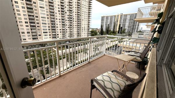 Winston Towers 200, 251 174th St #608, Sunny Isles Beach, Florida 33160, image 1
