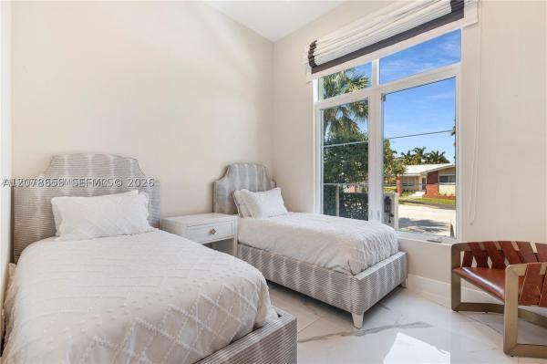 Bay Harbor Islands Residential, 1360 98th St, Bay Harbor Islands, Florida 33154, image 1