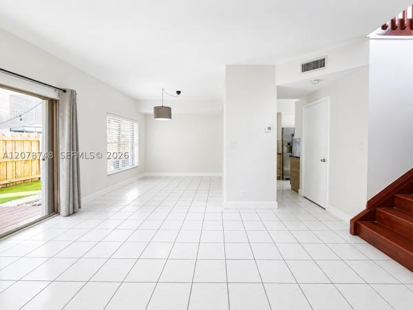 8210 NW 191st Ln #19L, Hialeah, Florida 33015, image 2