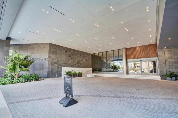 Rise Brickell City Centre, 88 SW 7th St #1511, Miami, Florida 33130, image 1