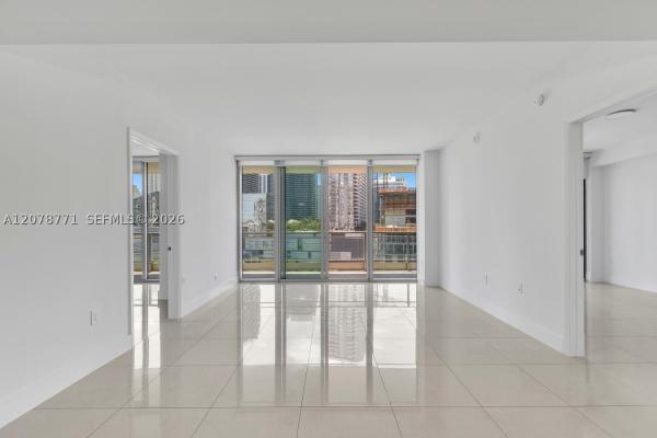 Mint At Riverfront, 92 SW 3rd St #1403, Miami, Florida 33130, image 2