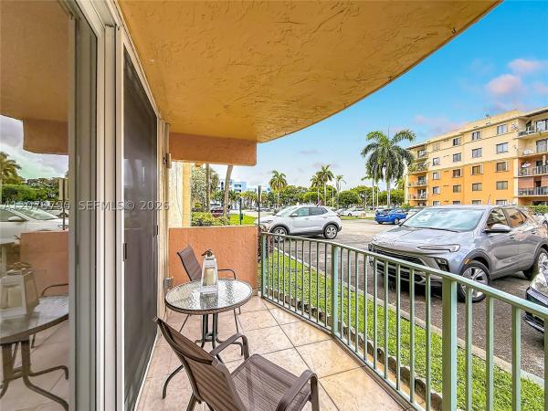 9350 Fontainebleau Blvd #101, Unincorporated Dade County, Florida 33172, image 1