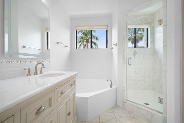 21378 Marina Cove Cir #11-B, Aventura, Florida 33180, image 3
