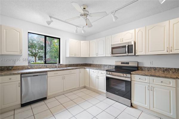 21378 Marina Cove Cir #11-B, Aventura, Florida 33180, image 1