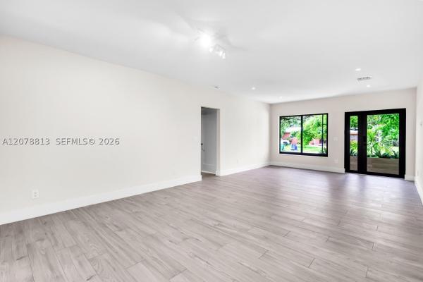 435 NE 114th St, Unincorporated Dade County, Florida 33161, image 2