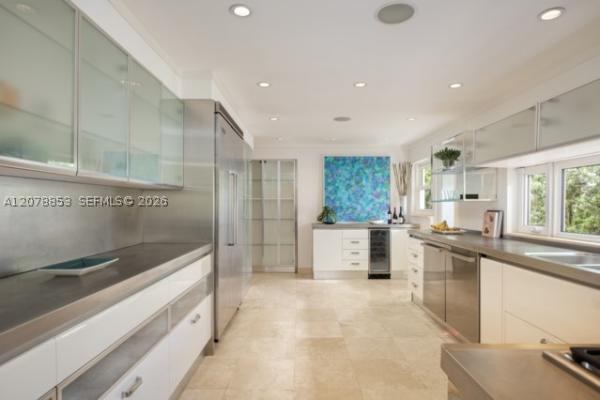 Bay Heights, 205 S Shore Dr S, Miami, Florida 33133, image 2