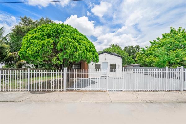 Richmond Park, 1521 NW 33rd St, Miami, Florida 33142, image 2