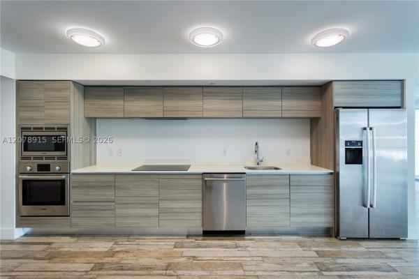 Miami Beach, Florida 33141, image 1