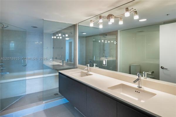 Miami Beach, Florida 33141, image 3