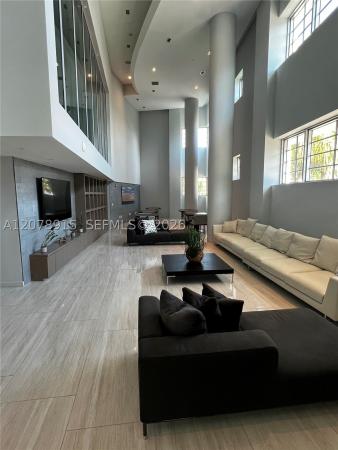Miami Beach, Florida 33141, image 2