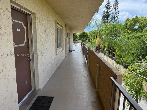 8401 SW 107th Ave #324E, Unincorporated Dade County, Florida 33173, image 3