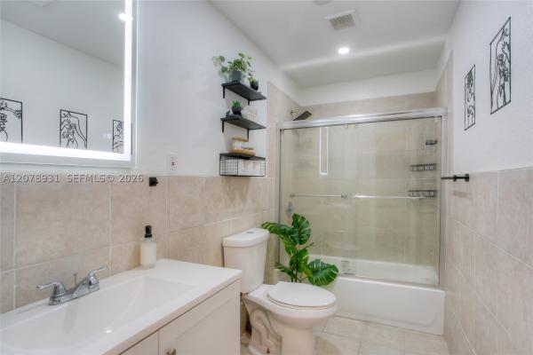 Miller Estates, 7331 Johnson St, Hollywood, Florida 33024, image 2