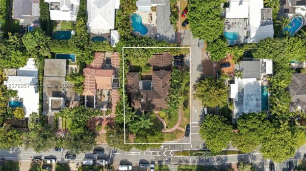 Beach View, 5680 Pine Tree Dr, Miami Beach, Florida 33140, image 3