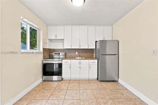 Hollywood Beach Gardens, 506 N 56th Ave #1-2, Hollywood, Florida 33021, image 2