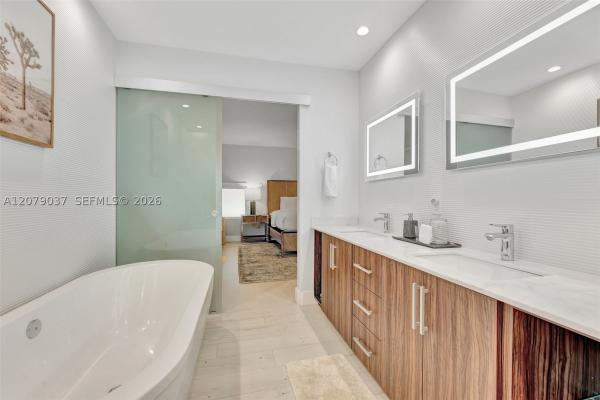 Victoria Park, 617 NE 14th Ave, Fort Lauderdale, Florida 33304, image 1