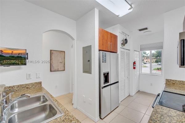 8999 SW 18th St #1401, Pembroke Pines, Florida 33025, image 3