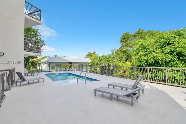 Brickell Terrace, 1918 Brickell Ave #505, Miami, Florida 33129, image 2