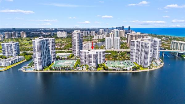 Mystic Pointe Tower 300, 3600 Mystic Pointe Dr #903, Aventura, Florida 33180, image 1