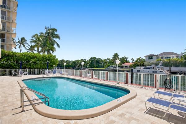 Montego Club, 10180 W Bay Harbor Dr #3A, Bay Harbor Islands, Florida 33154, image 3