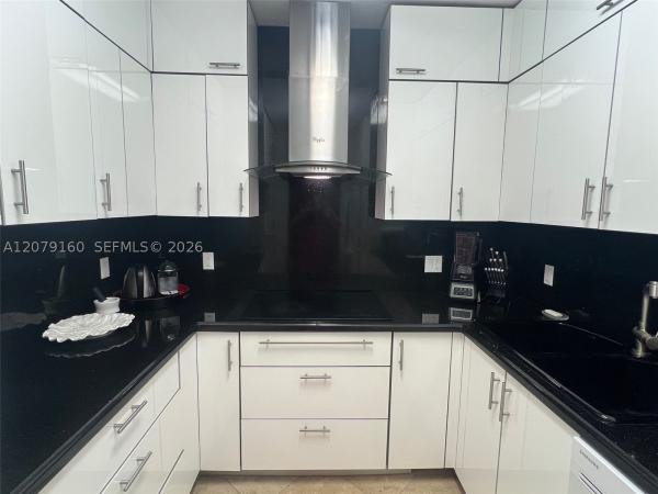 The Decoplage, 100 Lincoln Rd #PH-12, Miami Beach, Florida 33139, image 2