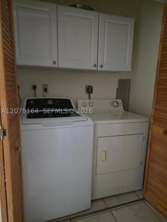Unincorporated Dade County, Florida 33193, image 3