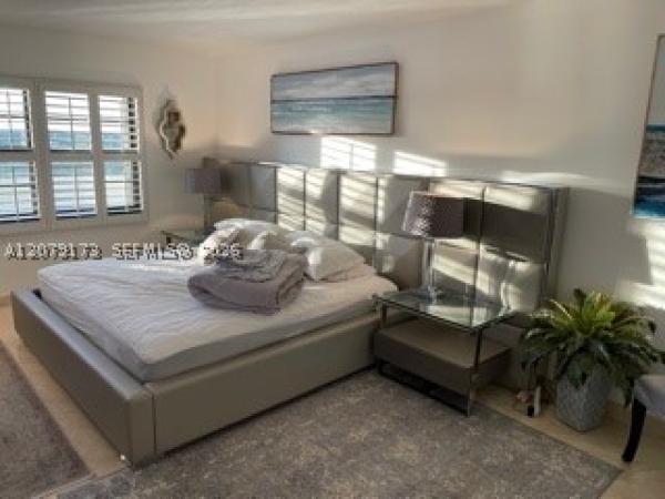 Shore Club, 1905 N Ocean Blvd #8E, Fort Lauderdale, Florida 33305, image 1