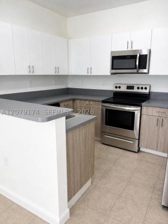 Bella Vista, 3632 NW 30th Ct #10F, Lauderdale Lakes, Florida 33311, image 3