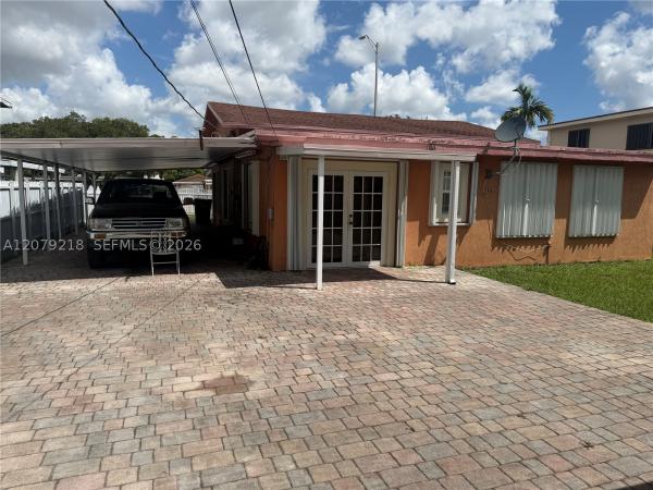 Hialeah Residential, 962 E 19th St, Hialeah, Florida 33013, image 2
