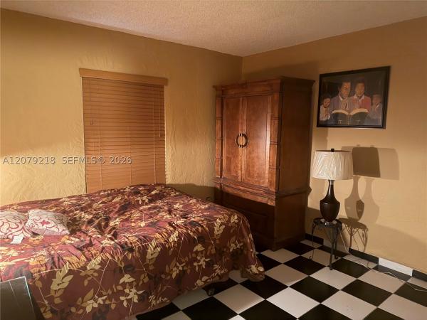 Hialeah Residential, 962 E 19th St, Hialeah, Florida 33013, image 1