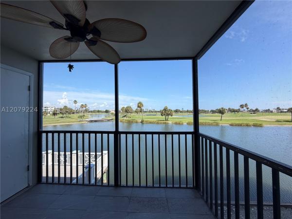 40 NE Plantation Rd #207, Fort Pierce, Florida 34996, image 1
