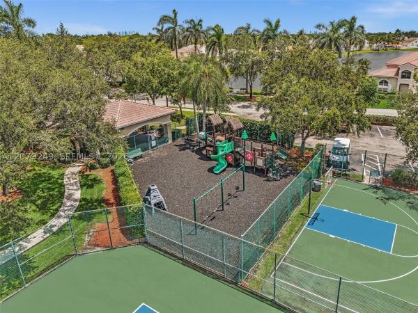 Banyan Oakridge, 3433 SW 52nd Ave, Hollywood, Florida 33312, image 2